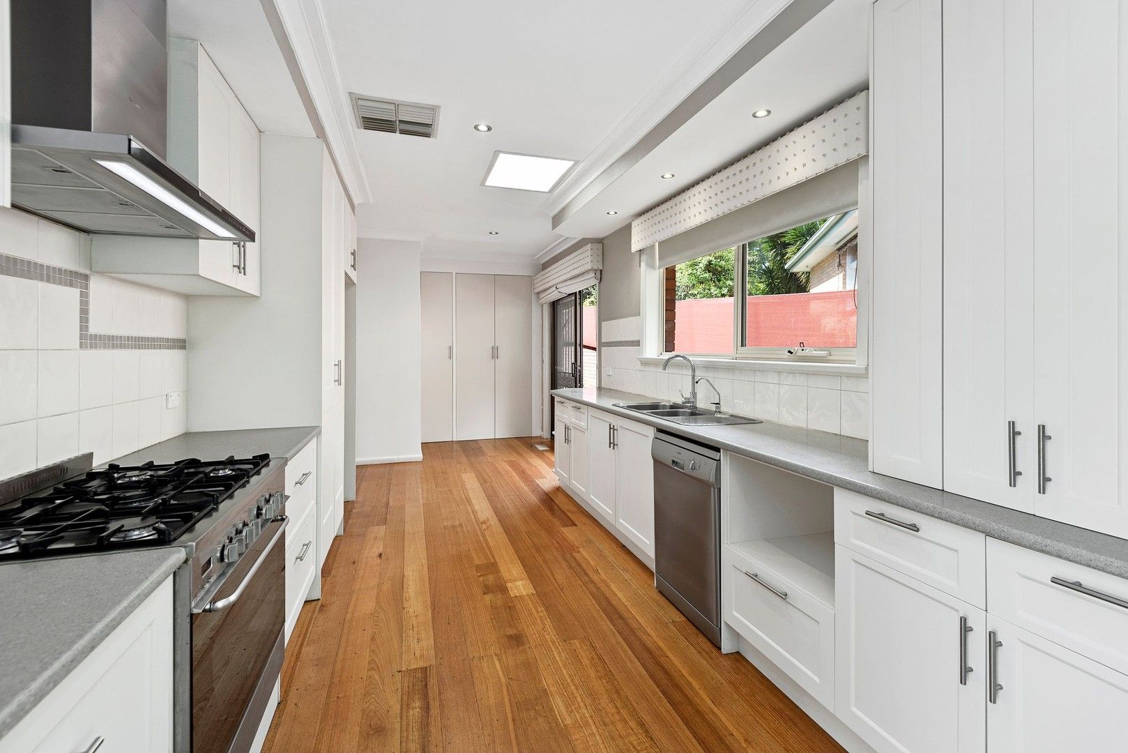 3 bedrooms House in 4 Christine Street VIEWBANK VIC, 3084