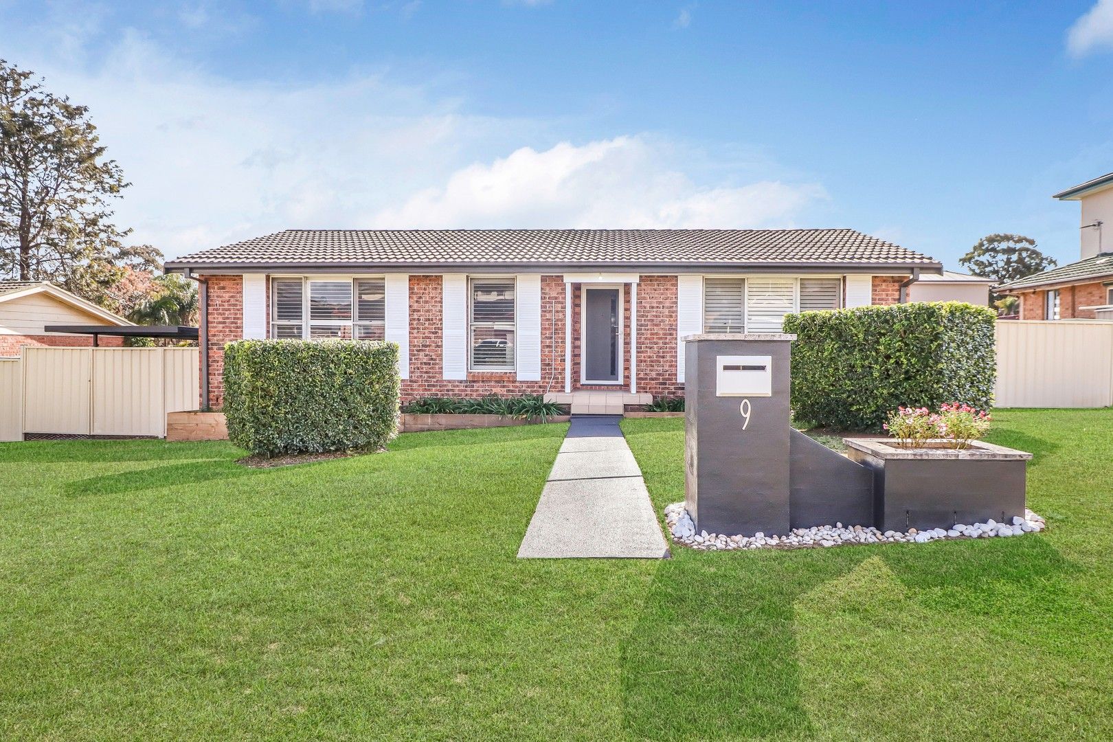 3 bedrooms House in 9 Antonia Crescent CRANEBROOK NSW, 2749