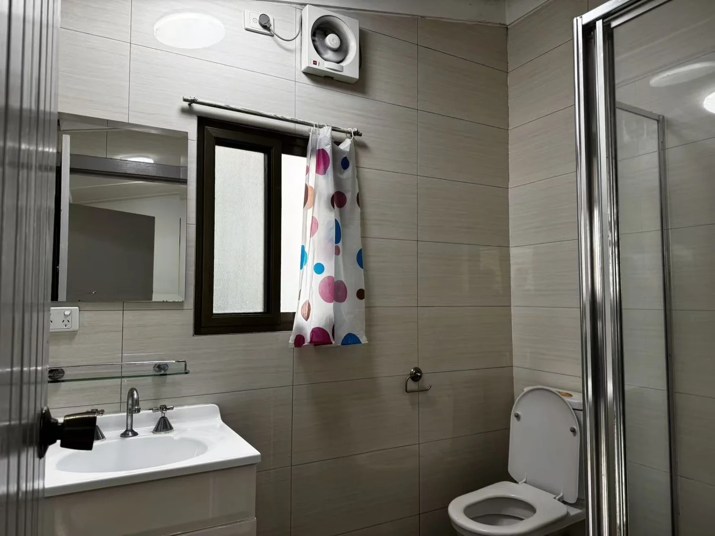 Additional image 4 of 198A Belmore Road North, Riverwood NSW 2210