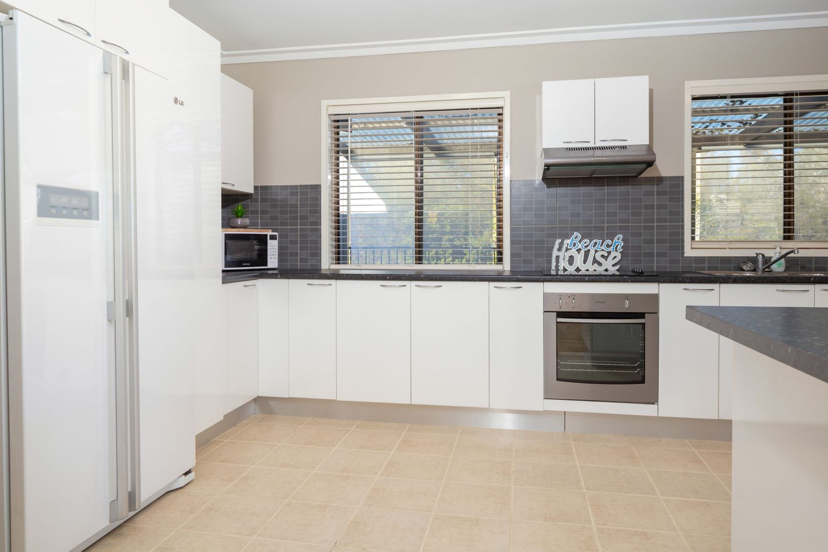 5 Beauty Crescent, Surfside NSW 2536, Image 2