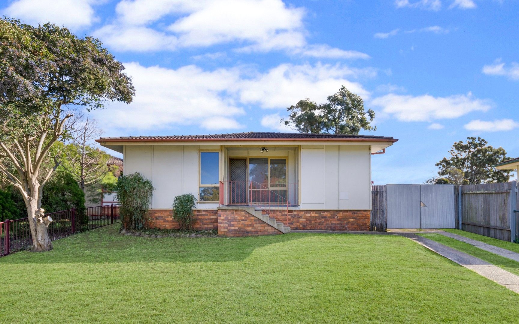 7 Rowley Place, Airds NSW 2560, Image 0