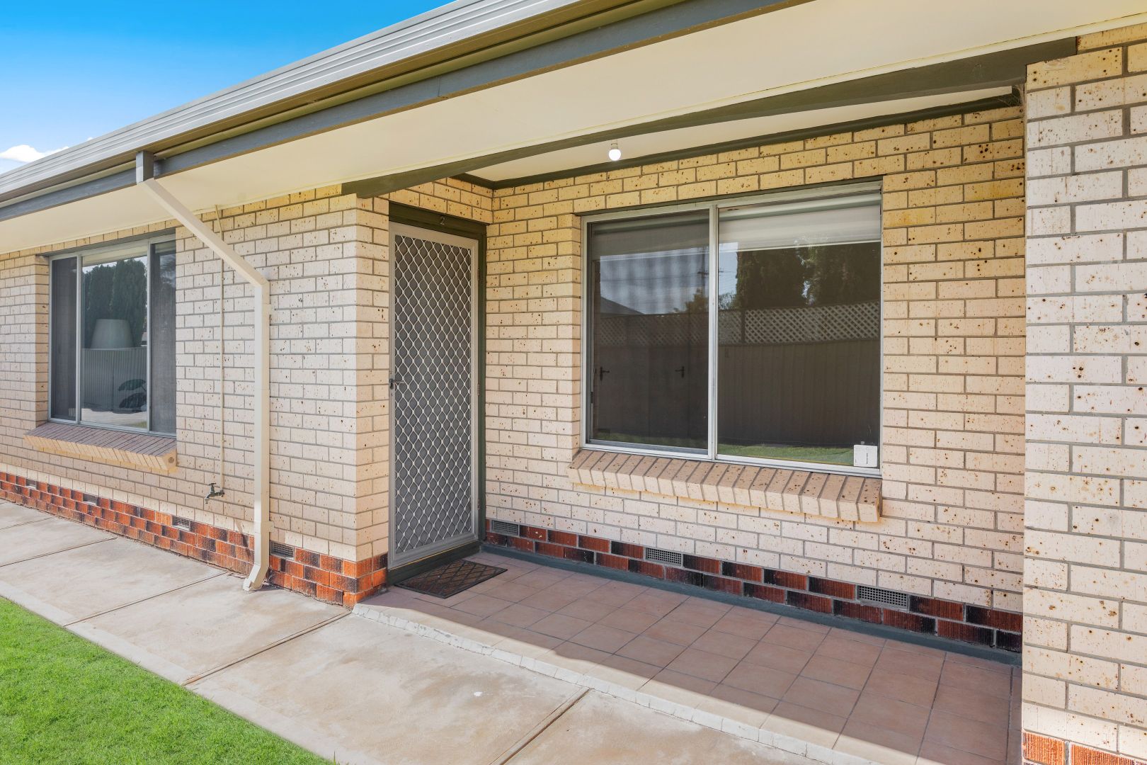 2/11 Enid Avenue, Osborne SA 5017