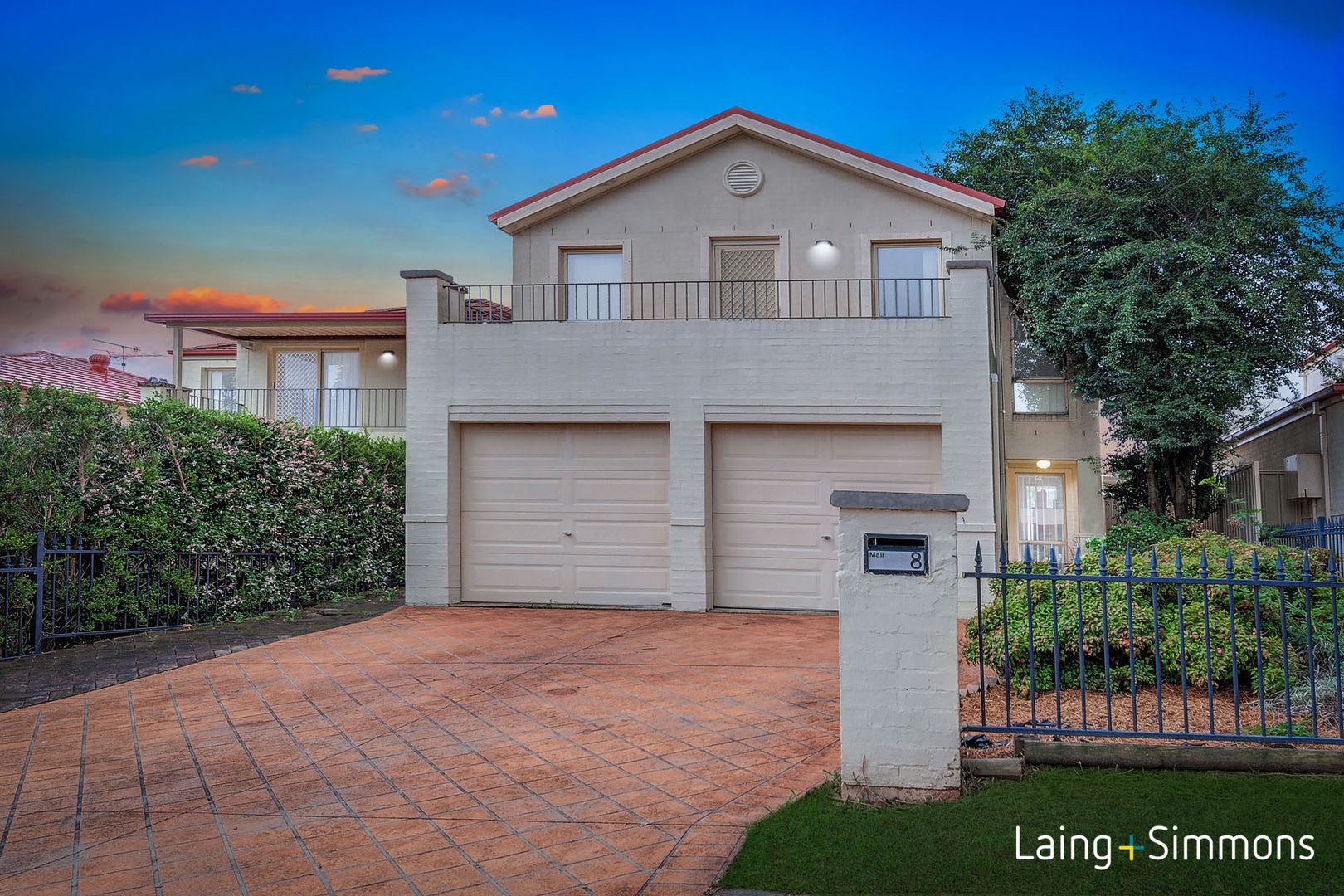 8 Lynton Court, Glenwood Property History & Address Research Domain