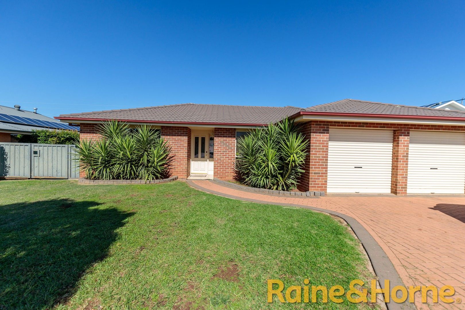 23 Hilton Place, Dubbo NSW 2830, Image 0