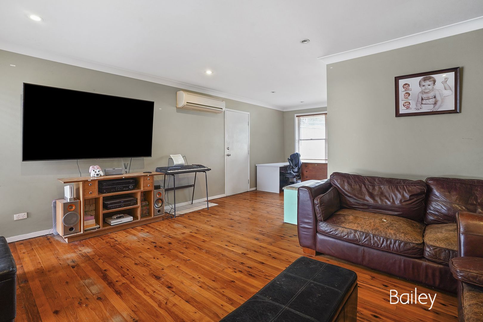 52 Willcox Avenue, Singleton NSW 2330, Image 1