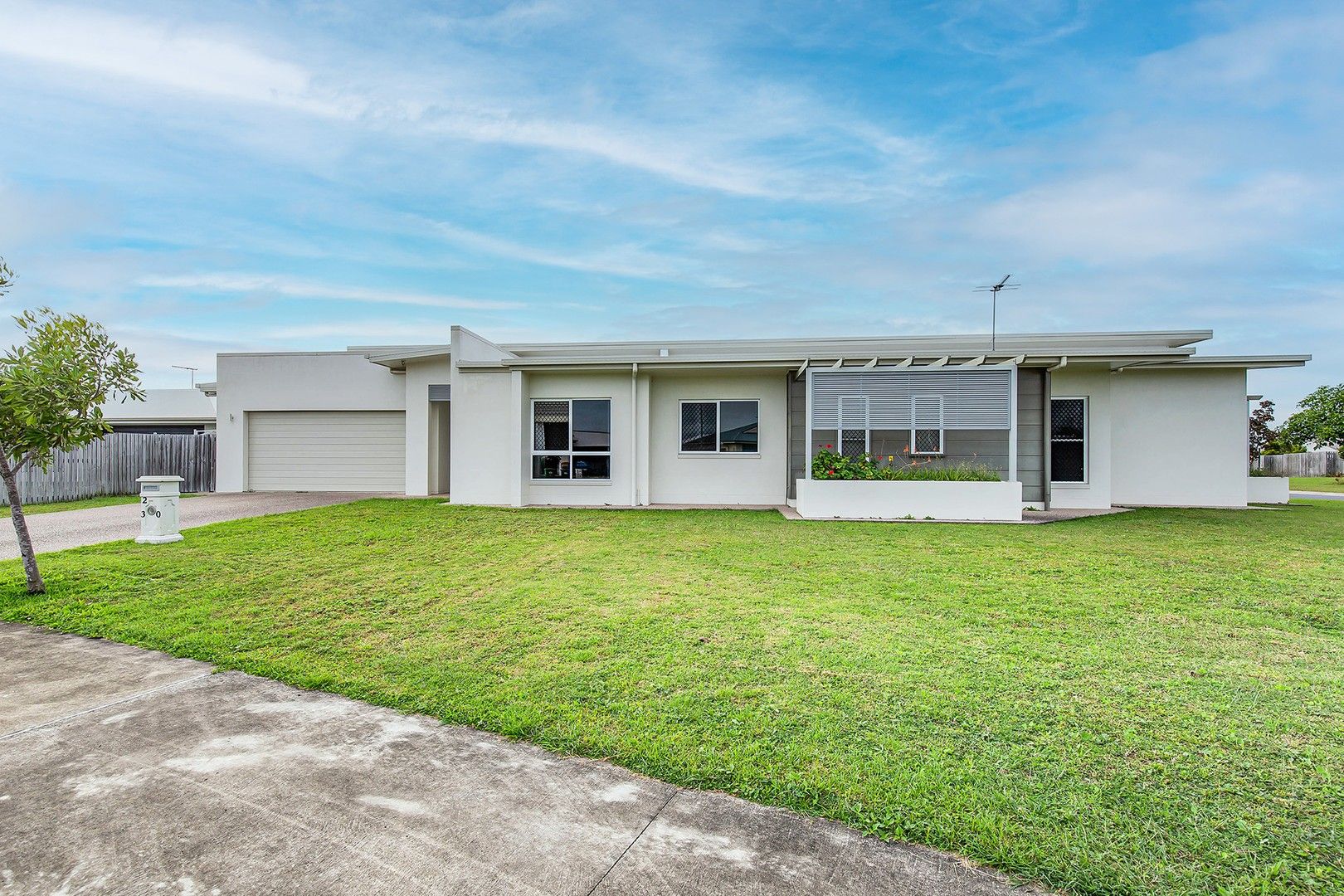 2/30 Primavera Boulevard, Beaconsfield QLD 4740, Image 0