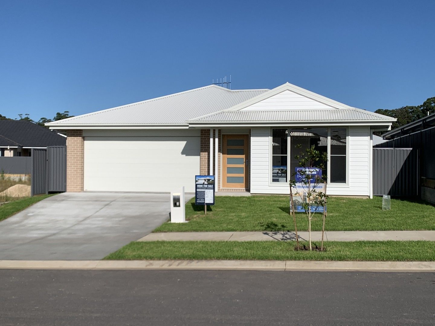 4 bedrooms House in 10 Mare Avenue THRUMSTER NSW, 2444