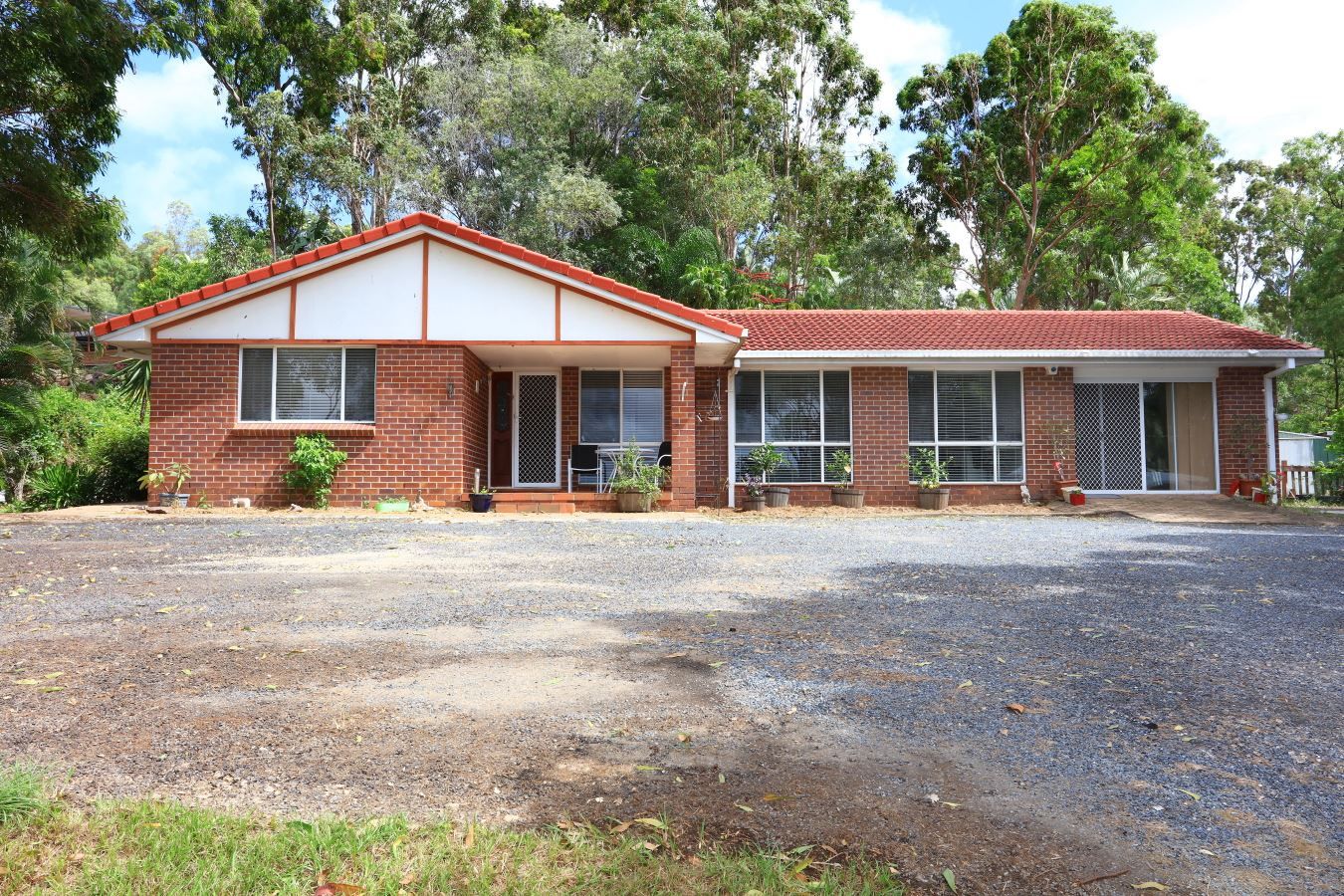 25 Uplands Court, Tallai QLD 4213, Image 2
