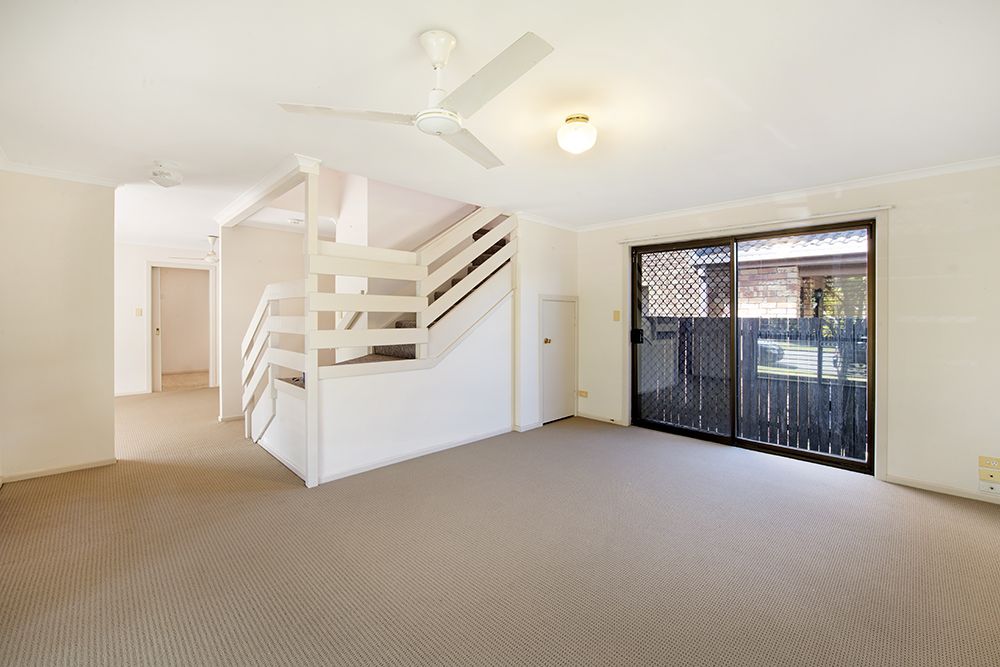 2/4 Water Street, Southport QLD 4215, Image 0