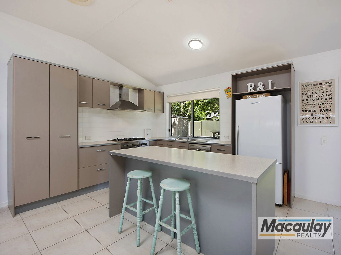 7 Laguna St, Boreen Point QLD 4565, Image 2