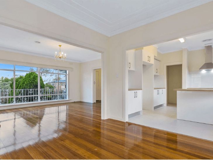 5 bedrooms House in 141 Greythorn Road BALWYN NORTH VIC, 3104