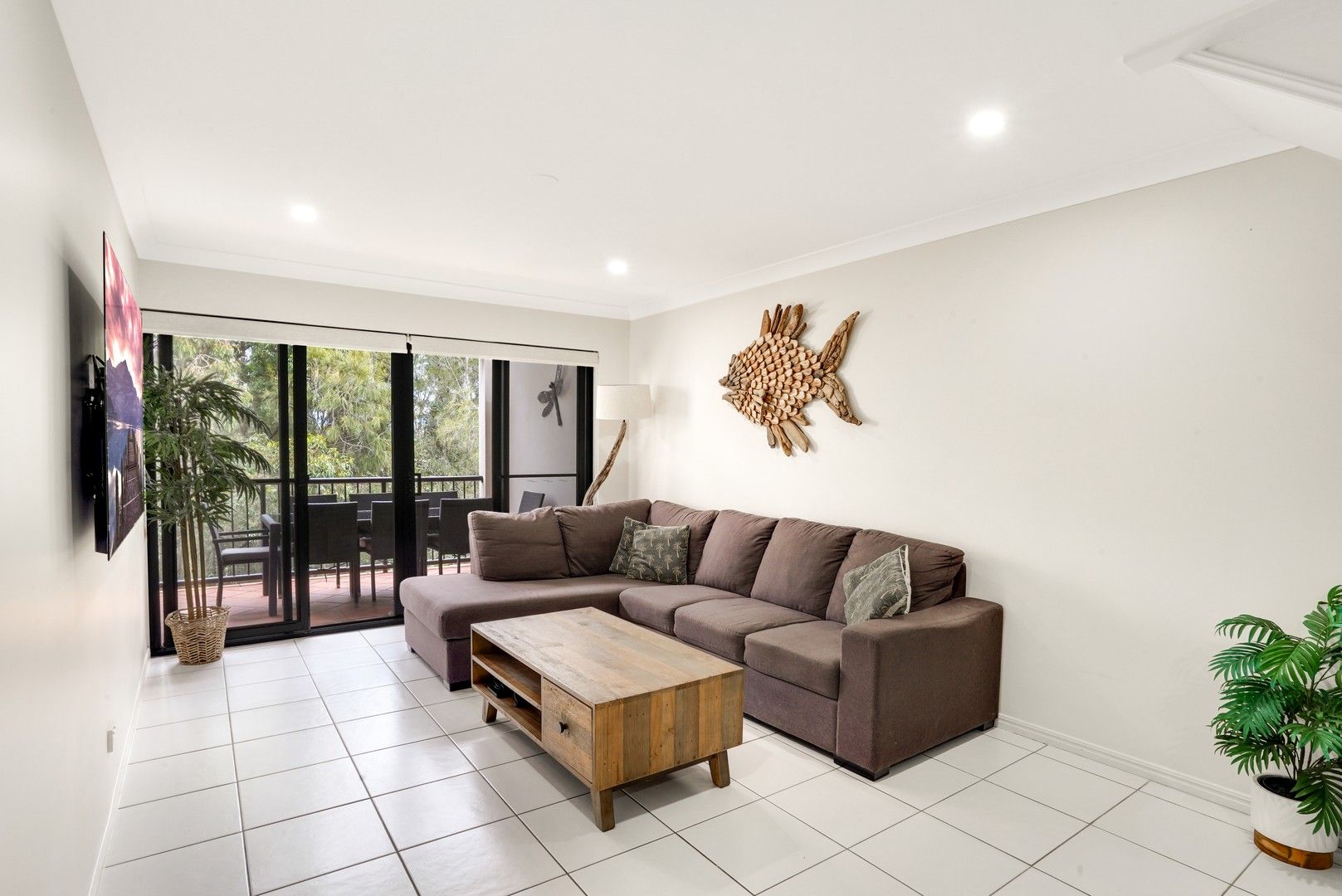 E32/1 Great Hall Drive, Miami QLD 4220, Image 0