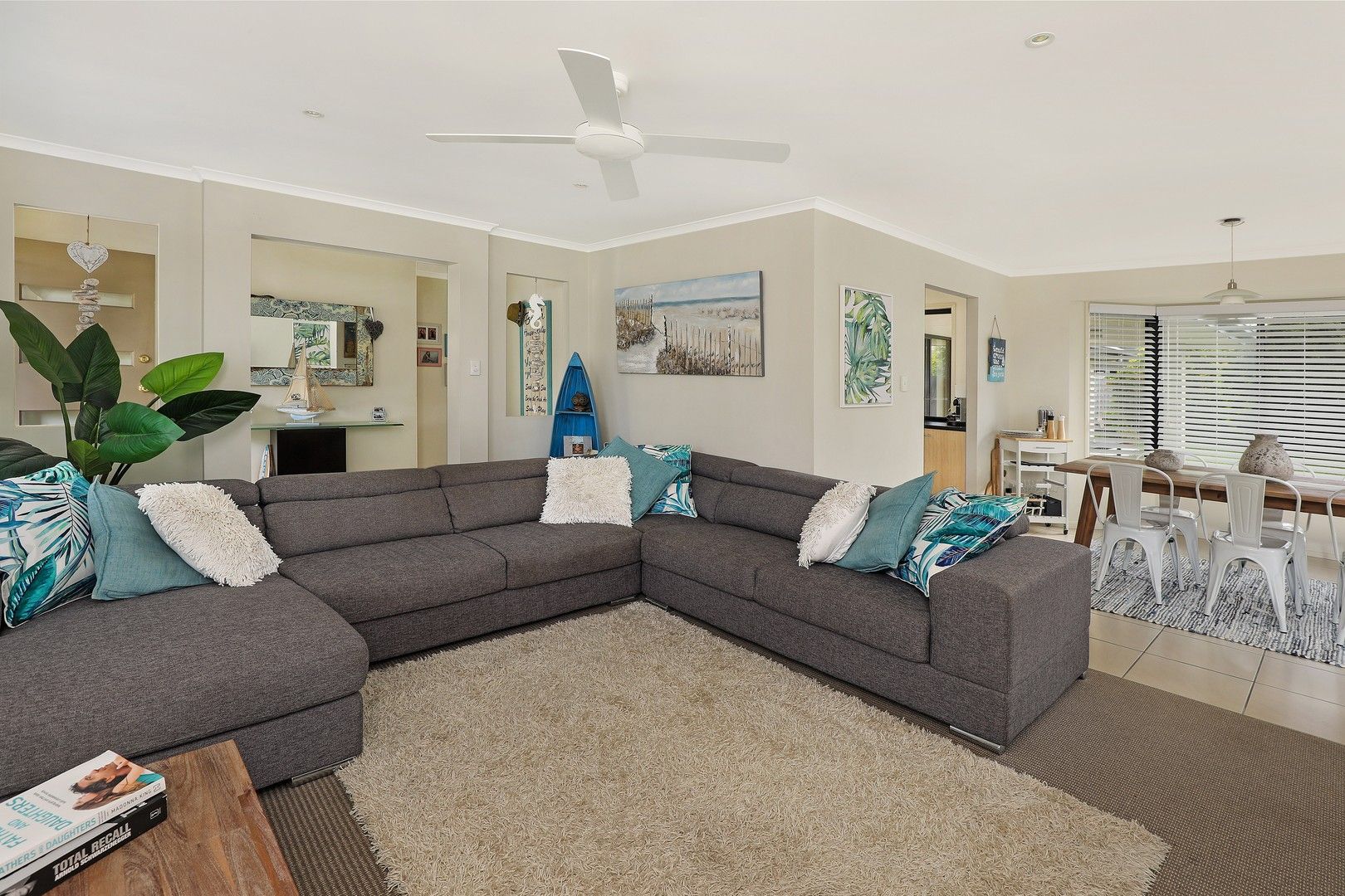 4 Komodo Court, Kawana Island QLD 4575, Image 0