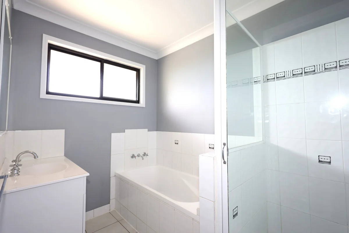 Additional image 13 of 2 Louise Court, Gracemere QLD 4702