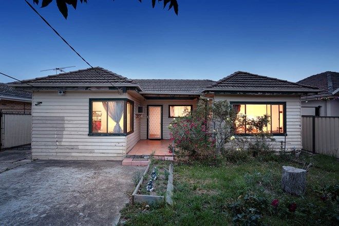 Picture of 32 Chelsey Street, ARDEER VIC 3022