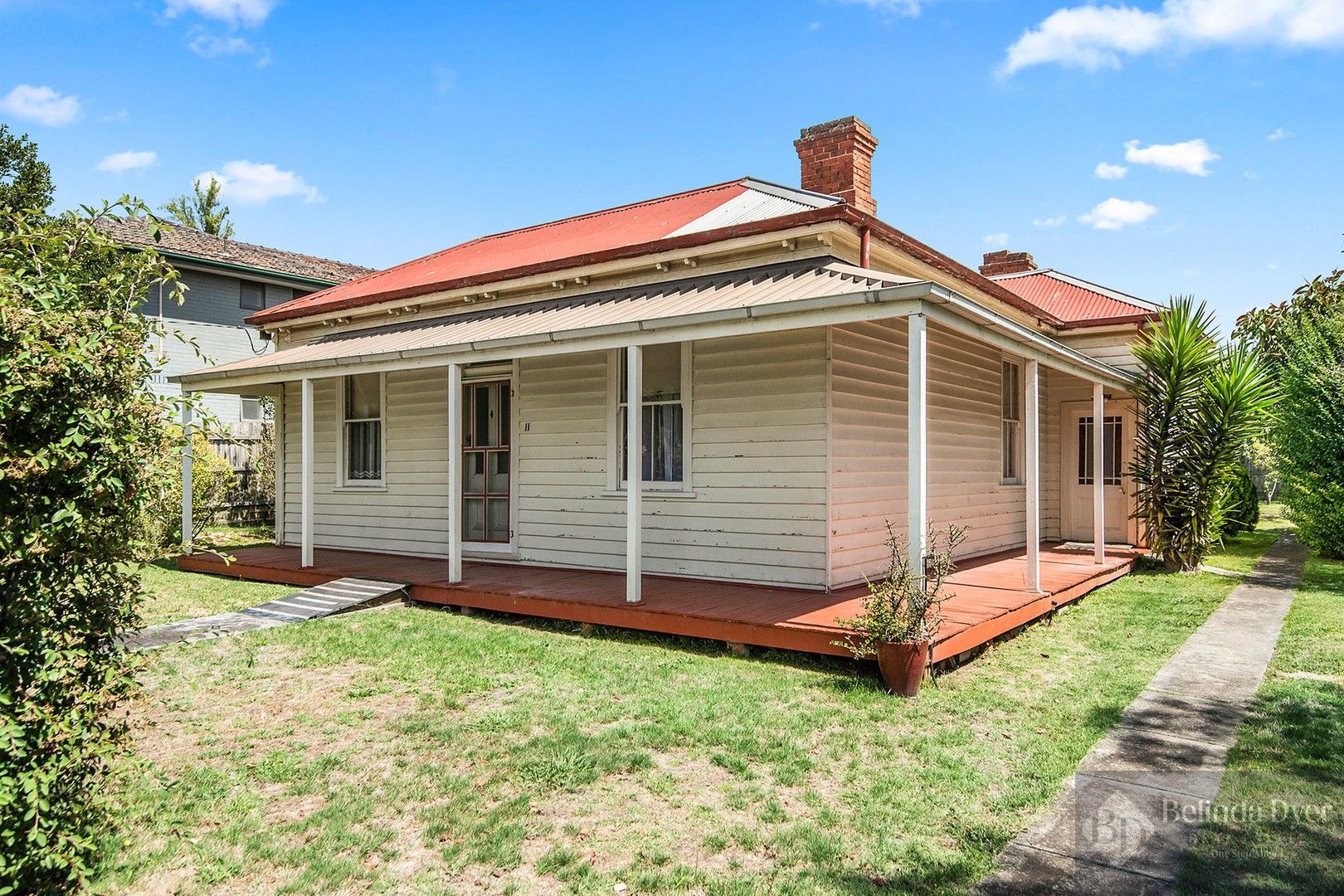 4 bedrooms House in 11 Emily Street CARNEGIE VIC, 3163