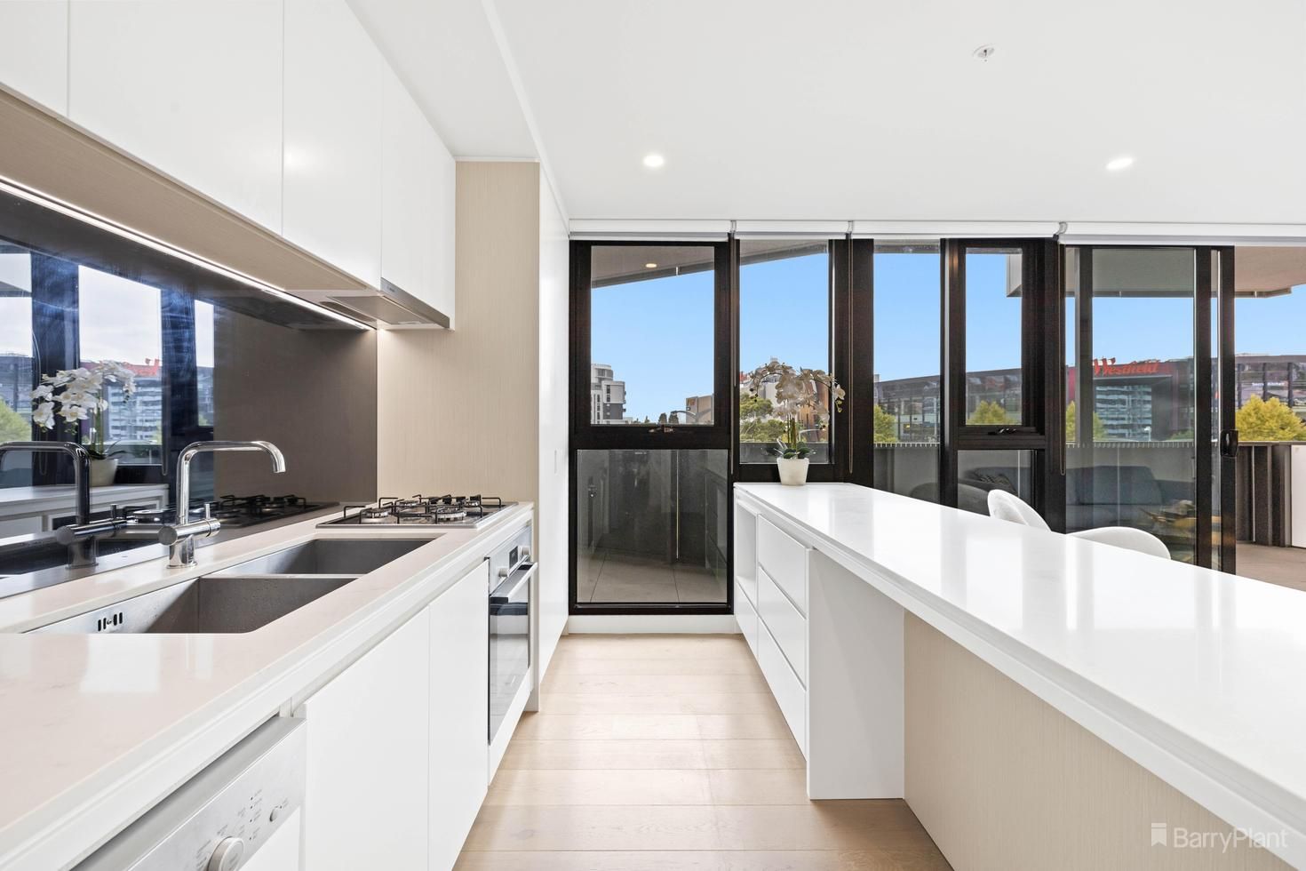 404/600 Doncaster Road, Doncaster VIC 3108, Image 2