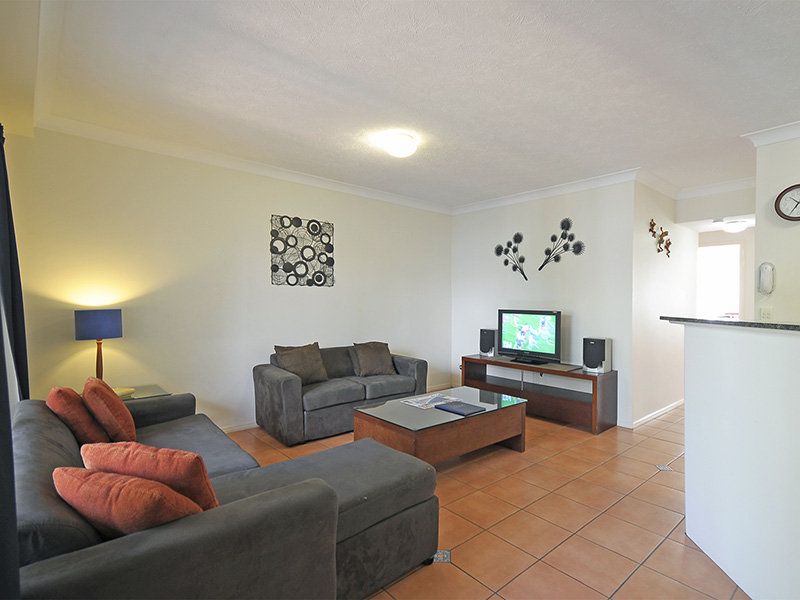 61 7 Redondo Ave Miami Qld 4220 Domain