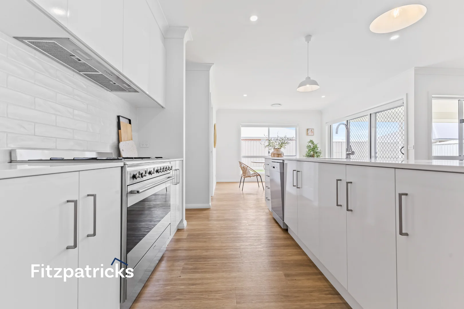 Additional image 8 of 50 Valencia Drive, Gobbagombalin NSW 2650