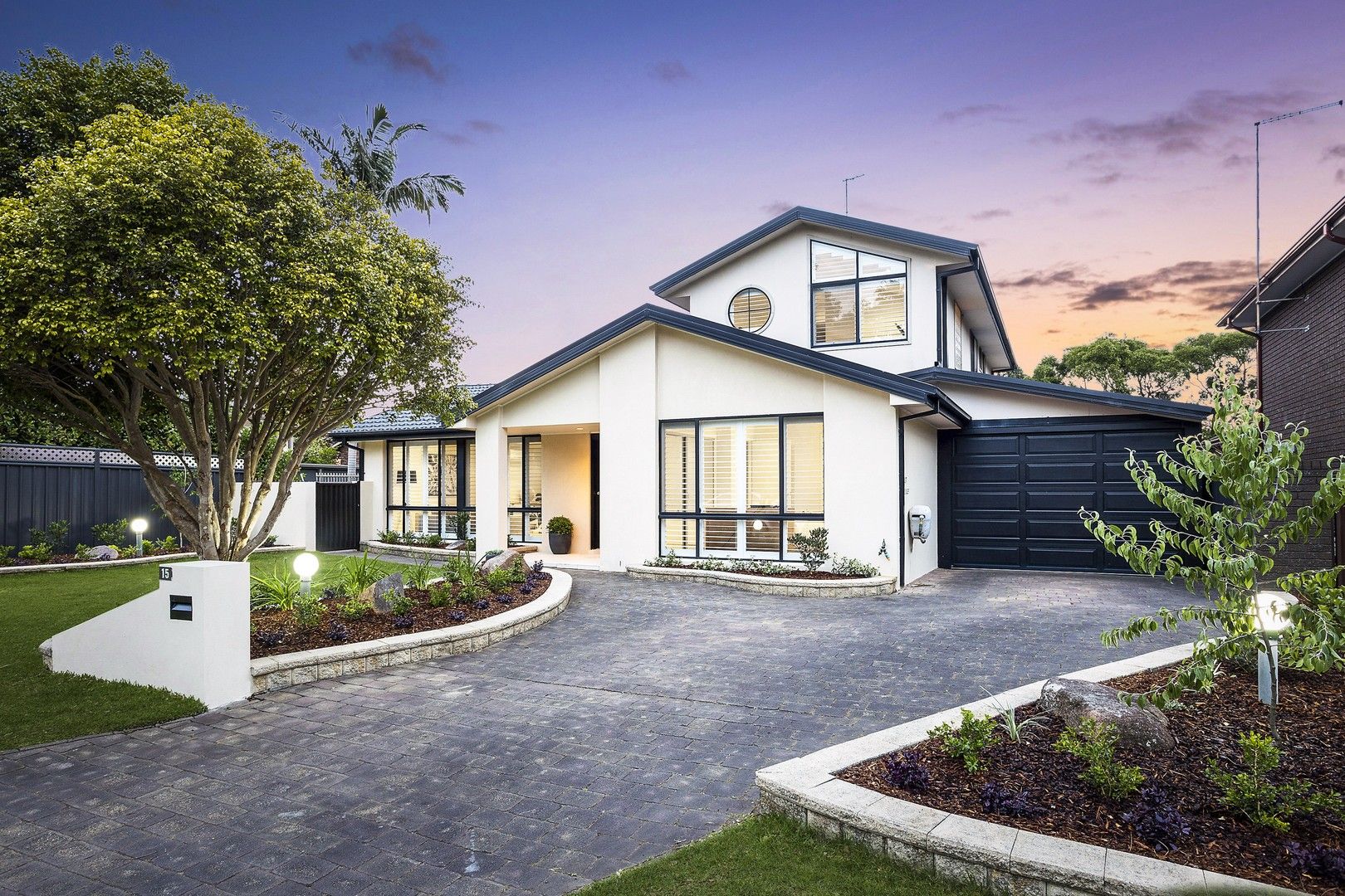 15 Ferguson Close, Menai NSW 2234, Image 0