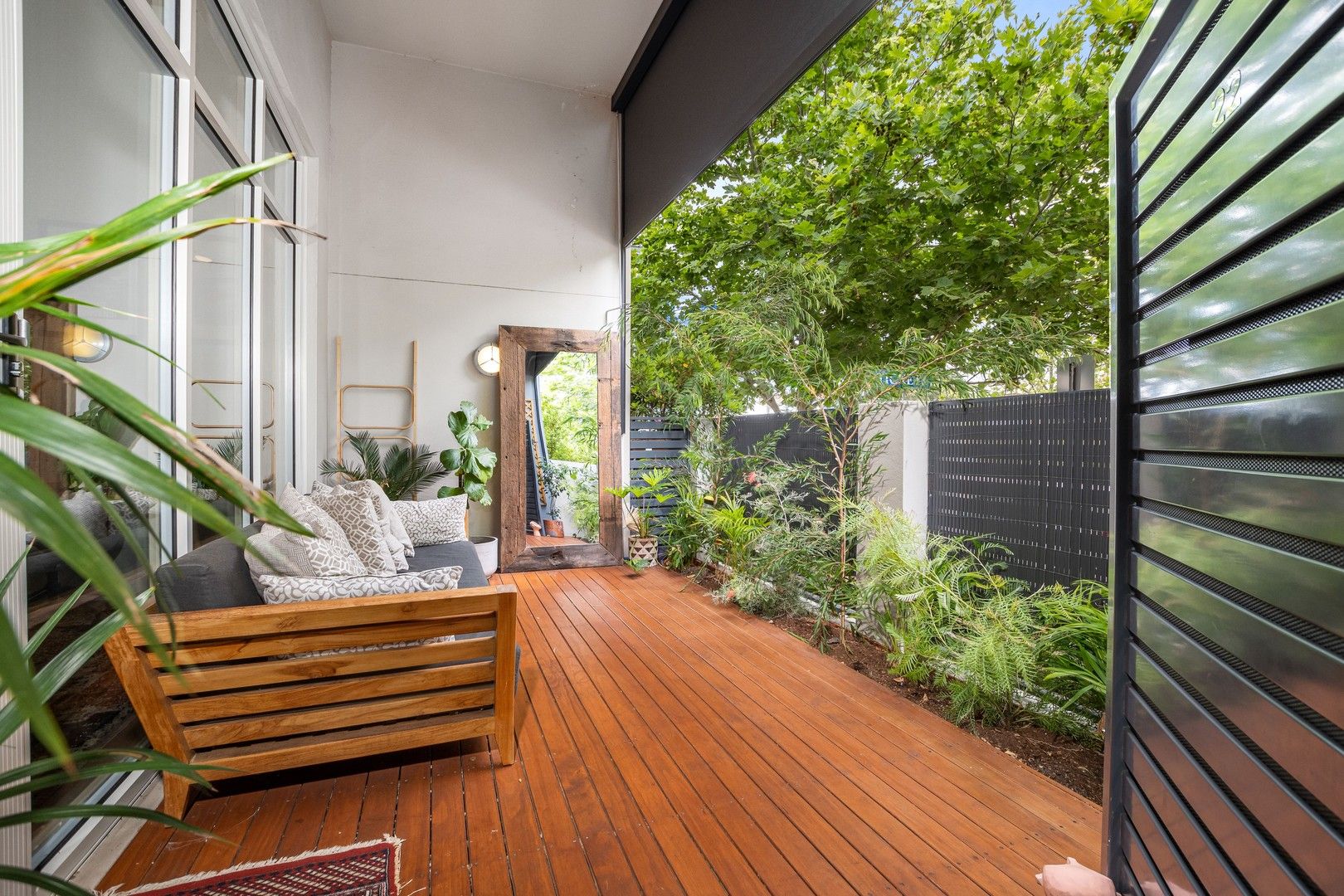 2 bedrooms Villa in APARTMENT 22/150 STIRLING STREET PERTH WA, 6000