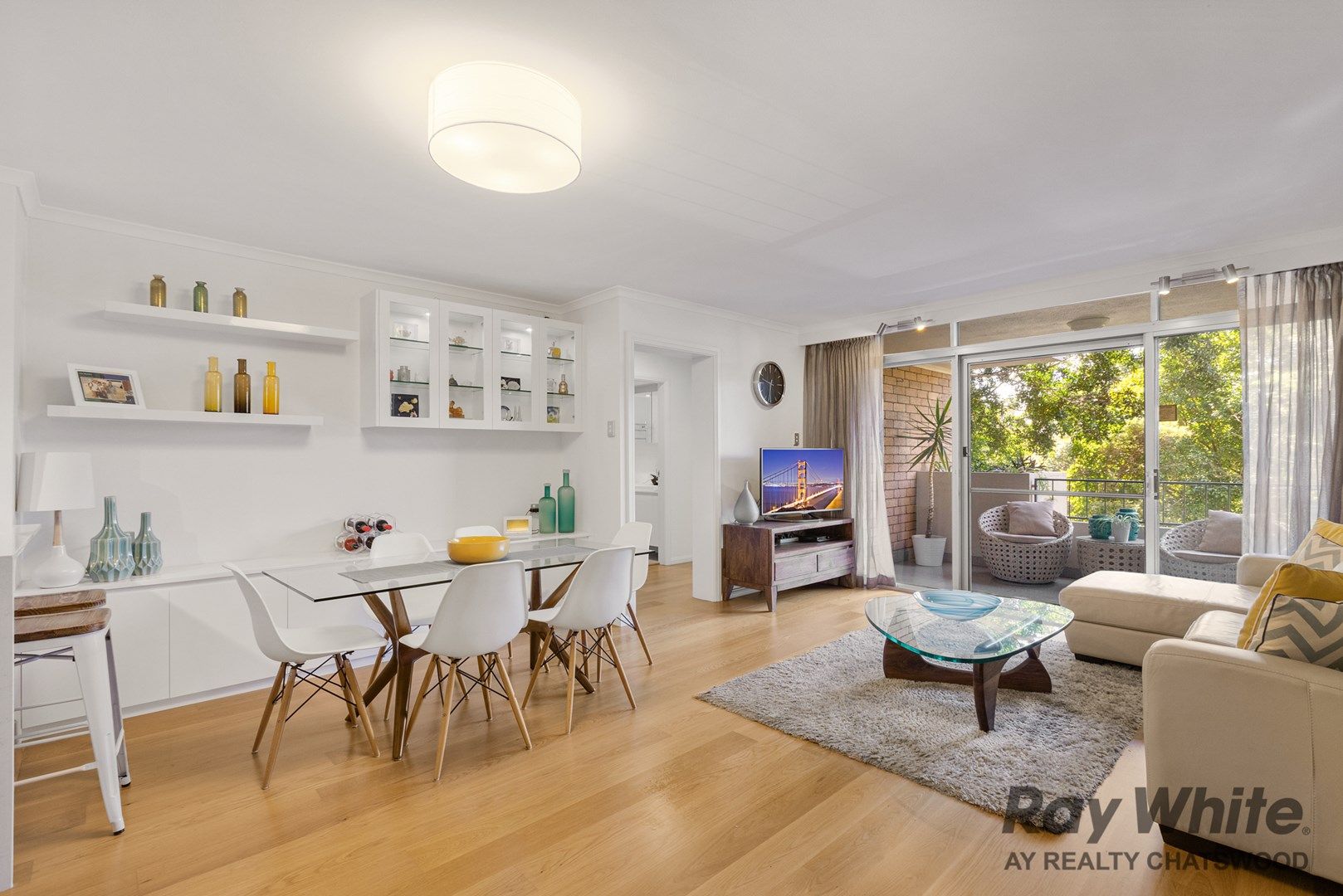 2 bedrooms Apartment / Unit / Flat in 5/34 Archer Street CHATSWOOD NSW, 2067