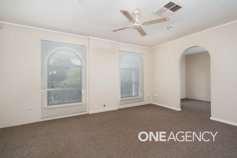 48 Wilks Avenue, Kooringal NSW 2650, Image 1