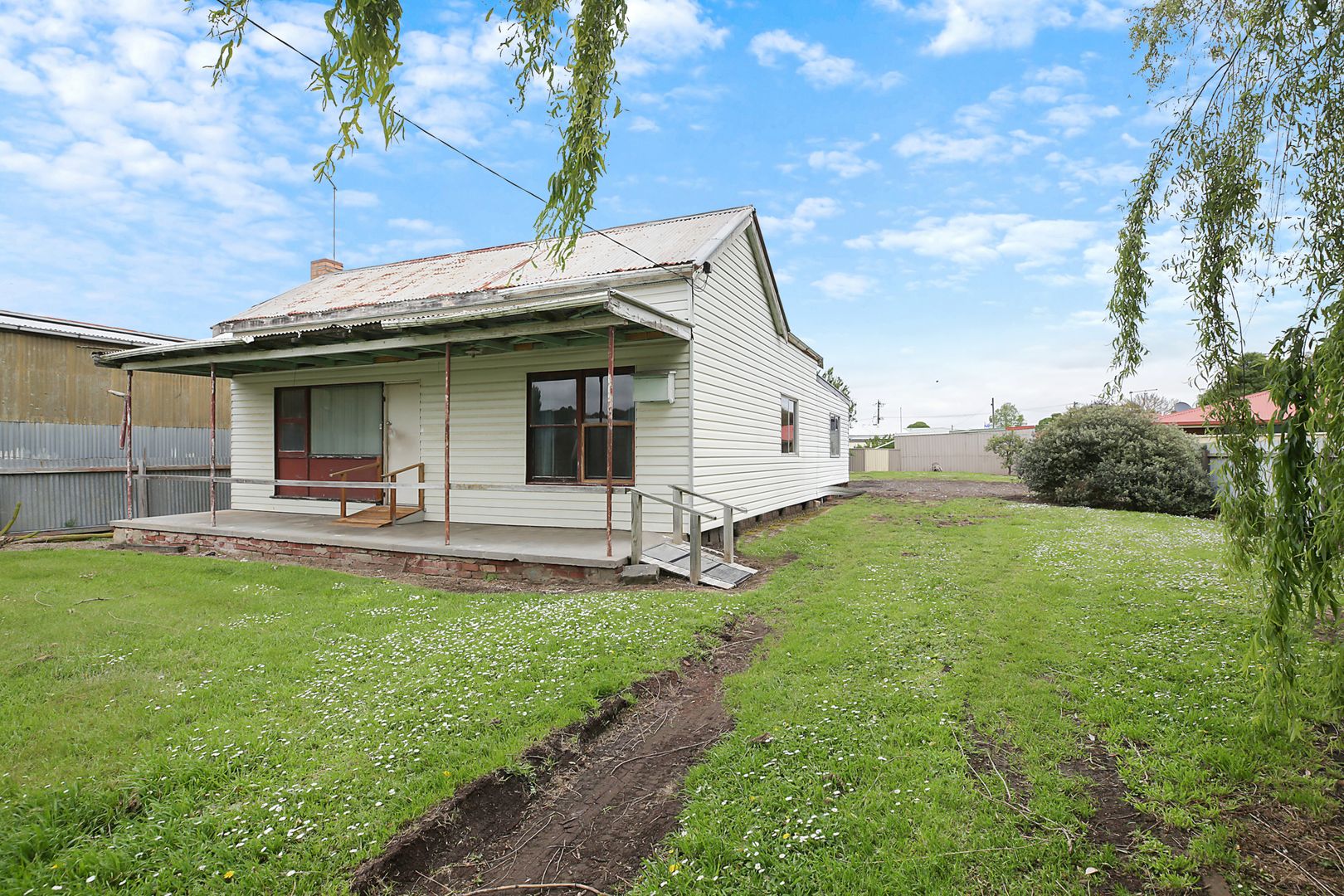 7 Longmore Street, Camperdown VIC 3260, Image 1