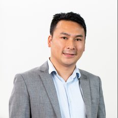 Kim Huynh, Property manager