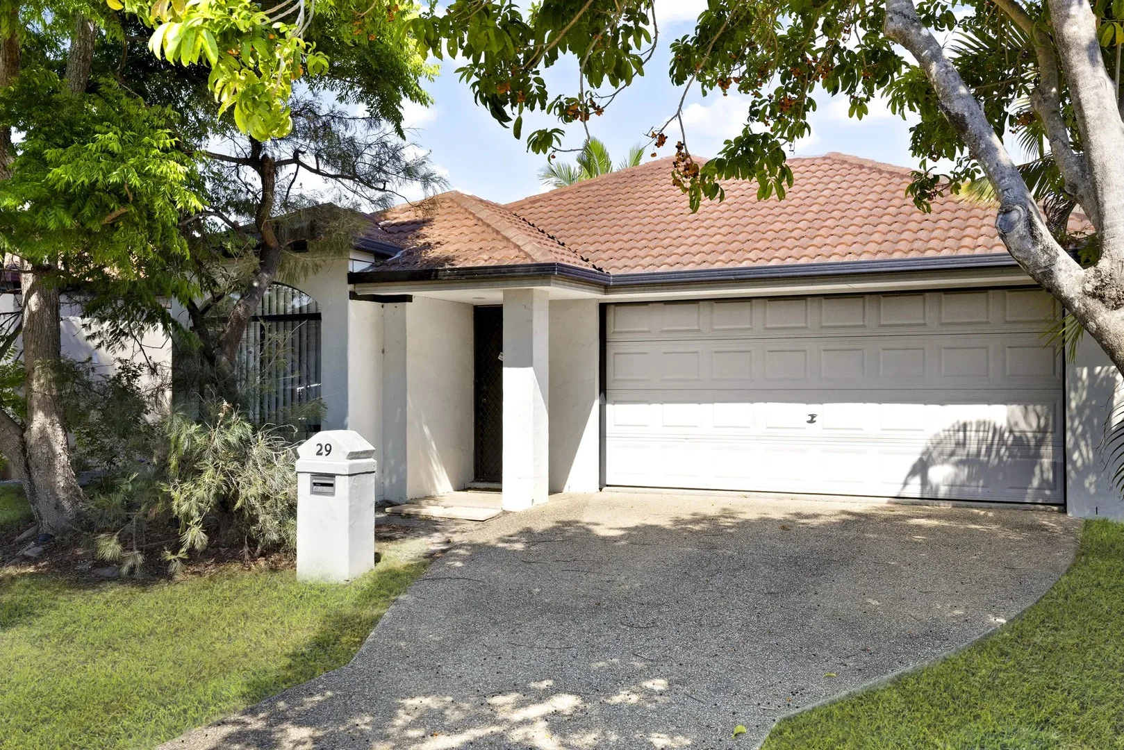 29 Serafina Drive, Helensvale QLD 4212