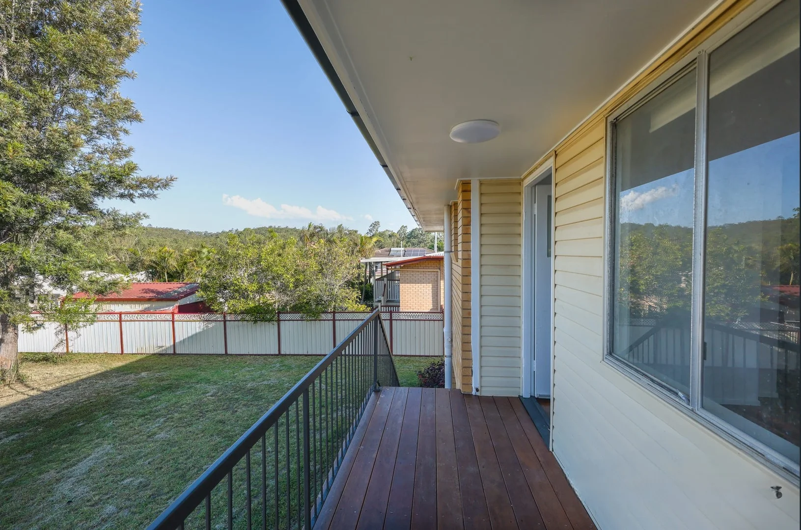 Additional image 4 of 20 Loveanius street, Silkstone QLD 4304