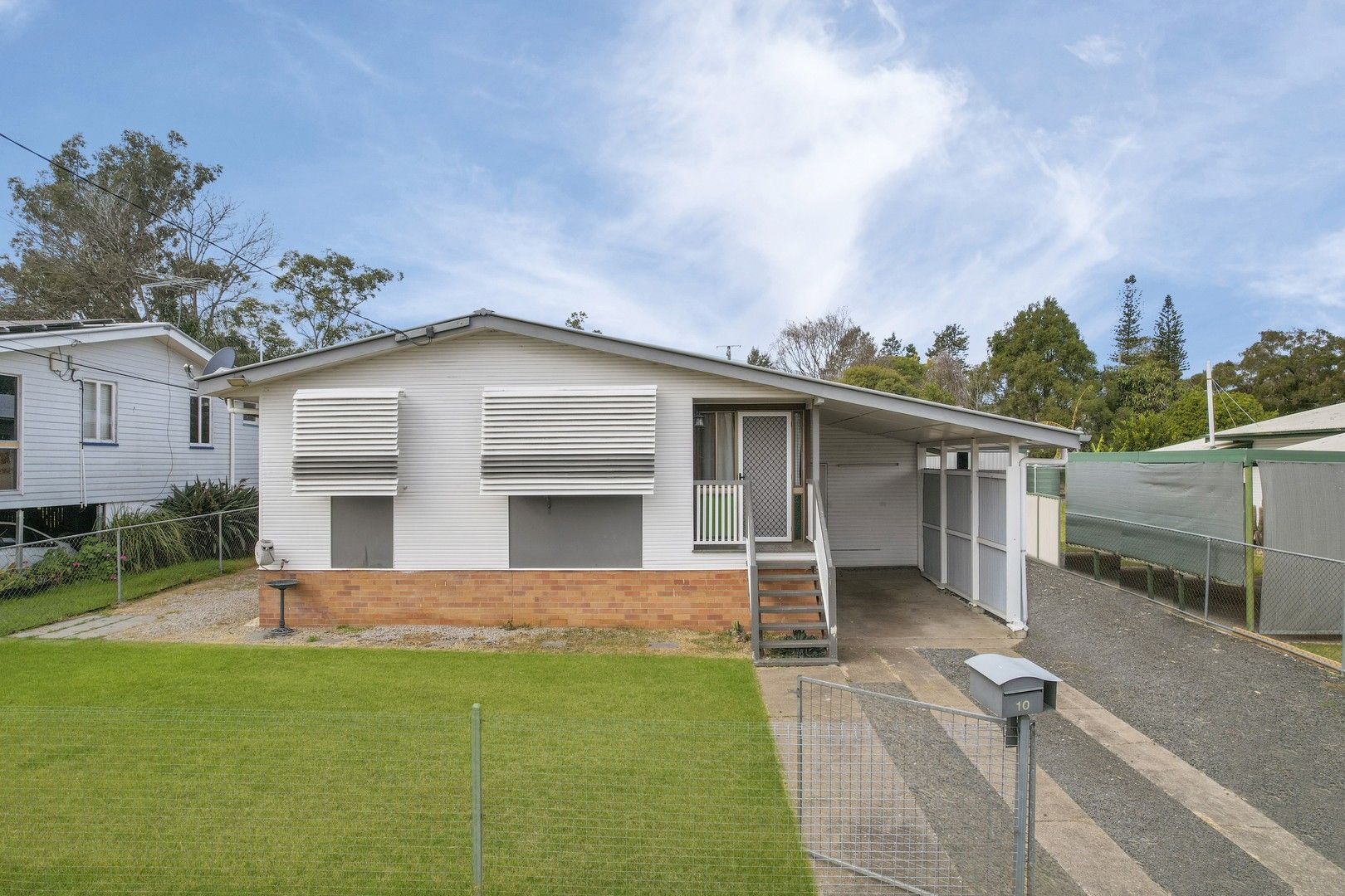 4 bedrooms House in 10 Cross Street RACEVIEW QLD, 4305