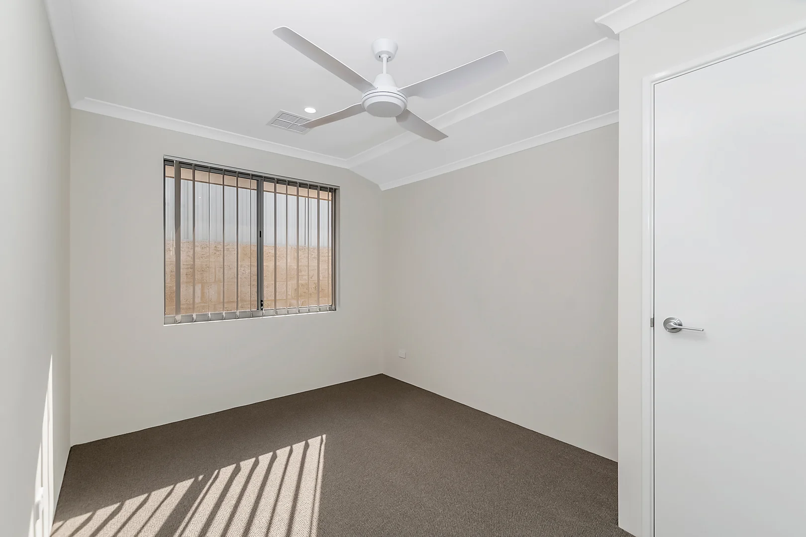 Additional image 12 of 14 Bantry Grove, Golden Bay WA 6174