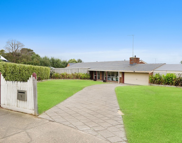 9 Springhurst Crescent, Grovedale VIC 3216