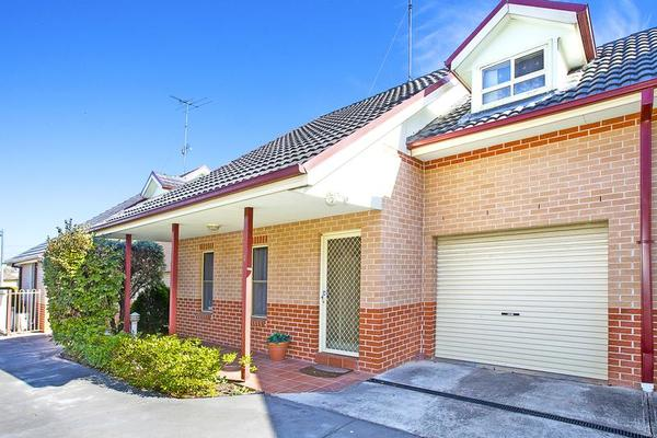 2/31 Saddington Street, St Marys NSW 2760