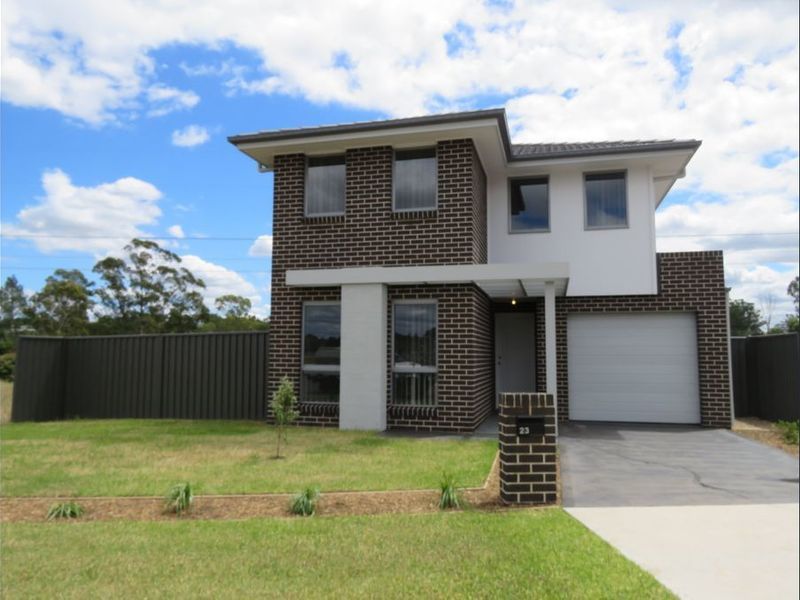 4 bedrooms House in 23 Pleasance Street BOX HILL NSW, 2765