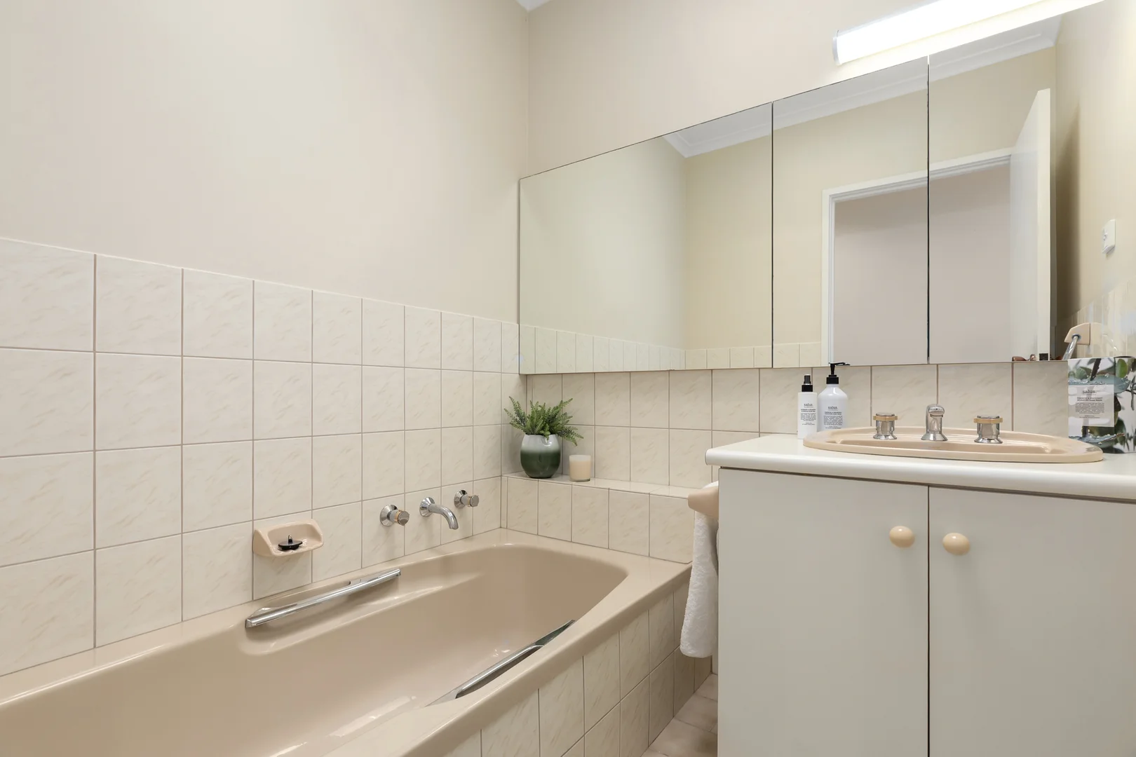 Additional image 7 of 2/63 Eskdale Road, Caulfield North VIC 3161