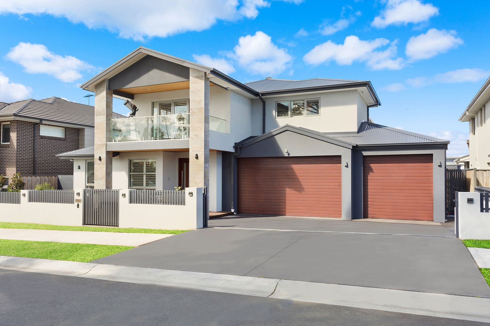 8 Montadale Avenue, Elizabeth Hills Property History & Address