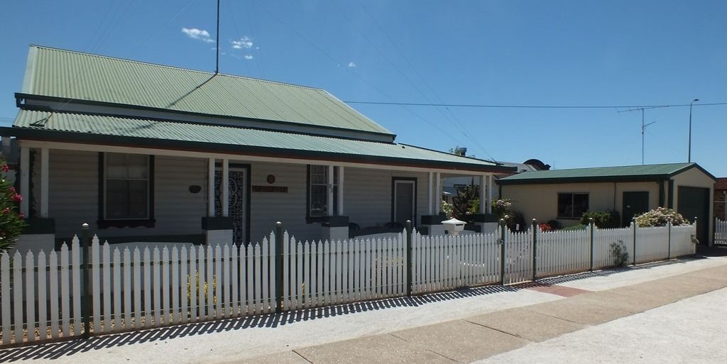 82 Operator Street, West Wyalong NSW 2671, Image 0