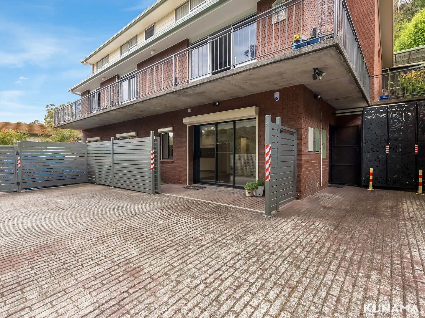 2 bedrooms Apartment / Unit / Flat in 2/152 Strickland Avenue SOUTH HOBART TAS, 7004