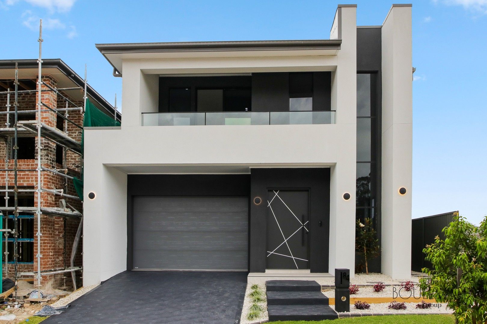 5 bedrooms House in 84 Diamondback Parade MARSDEN PARK NSW, 2765