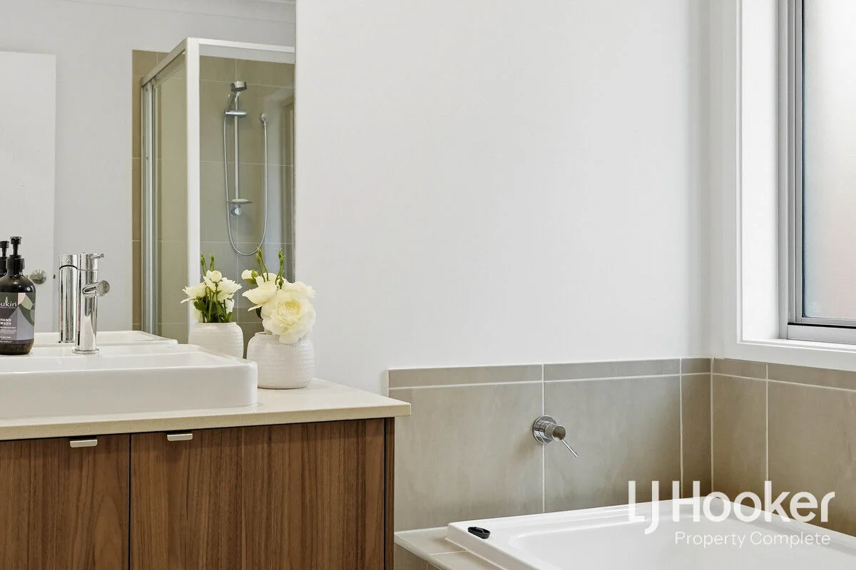 Additional image 16 of 10 Creaghe Street, Park Ridge QLD 4125