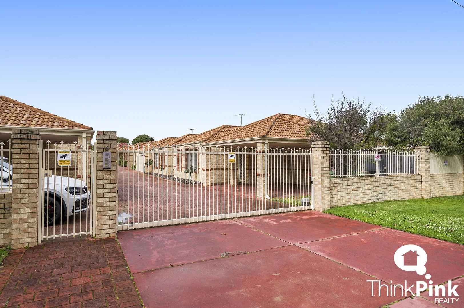 Primary image of 5/6 Beverley Road, Cloverdale WA 6105