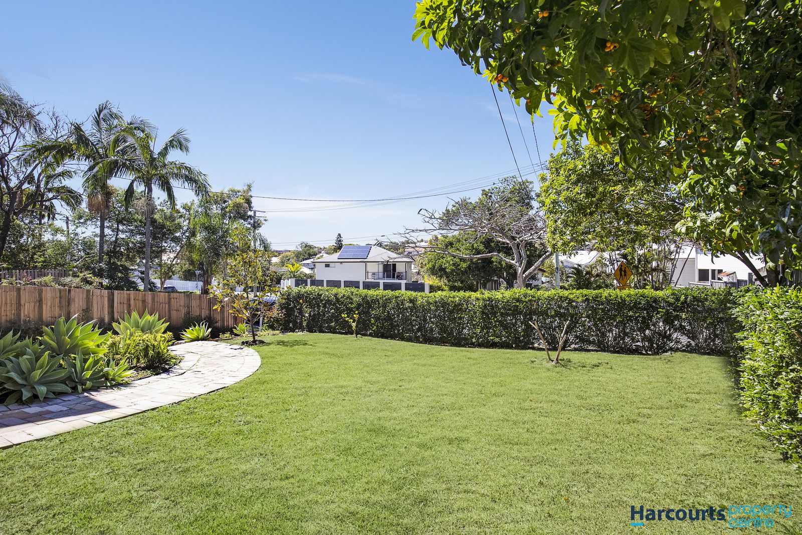 3 bedrooms House in 30 Pembroke Road COORPAROO QLD, 4151