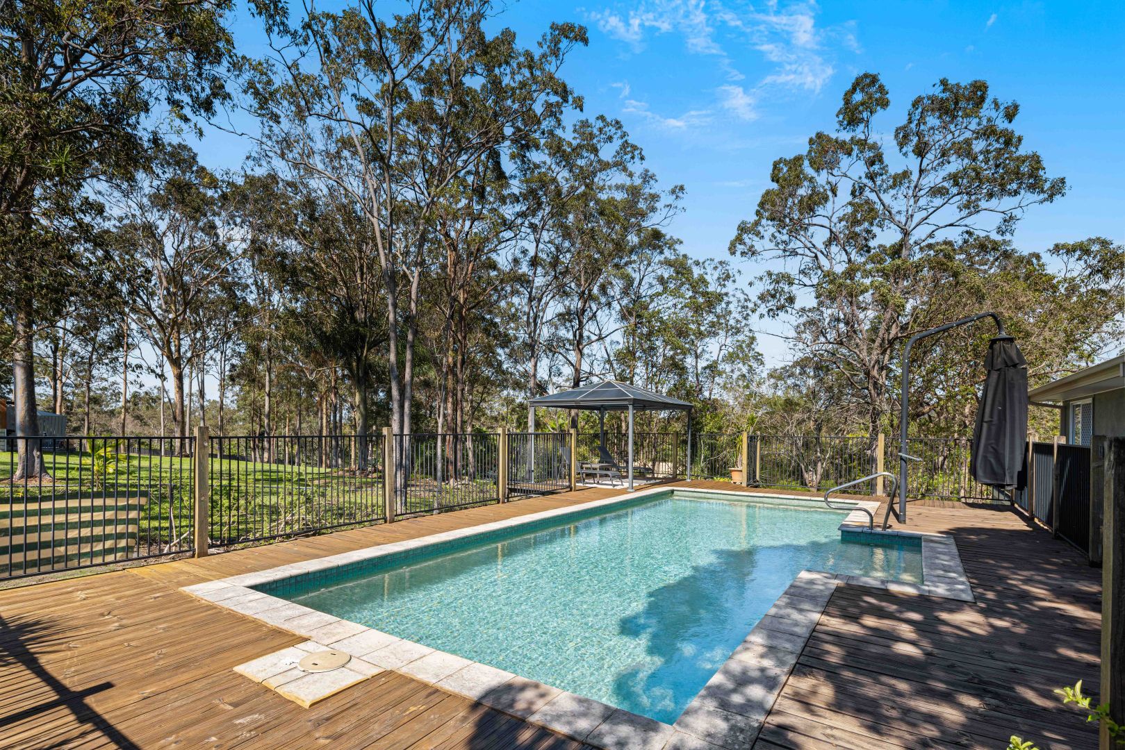 22 Umpara Crescent, Mudgeeraba QLD 4213, Image 1