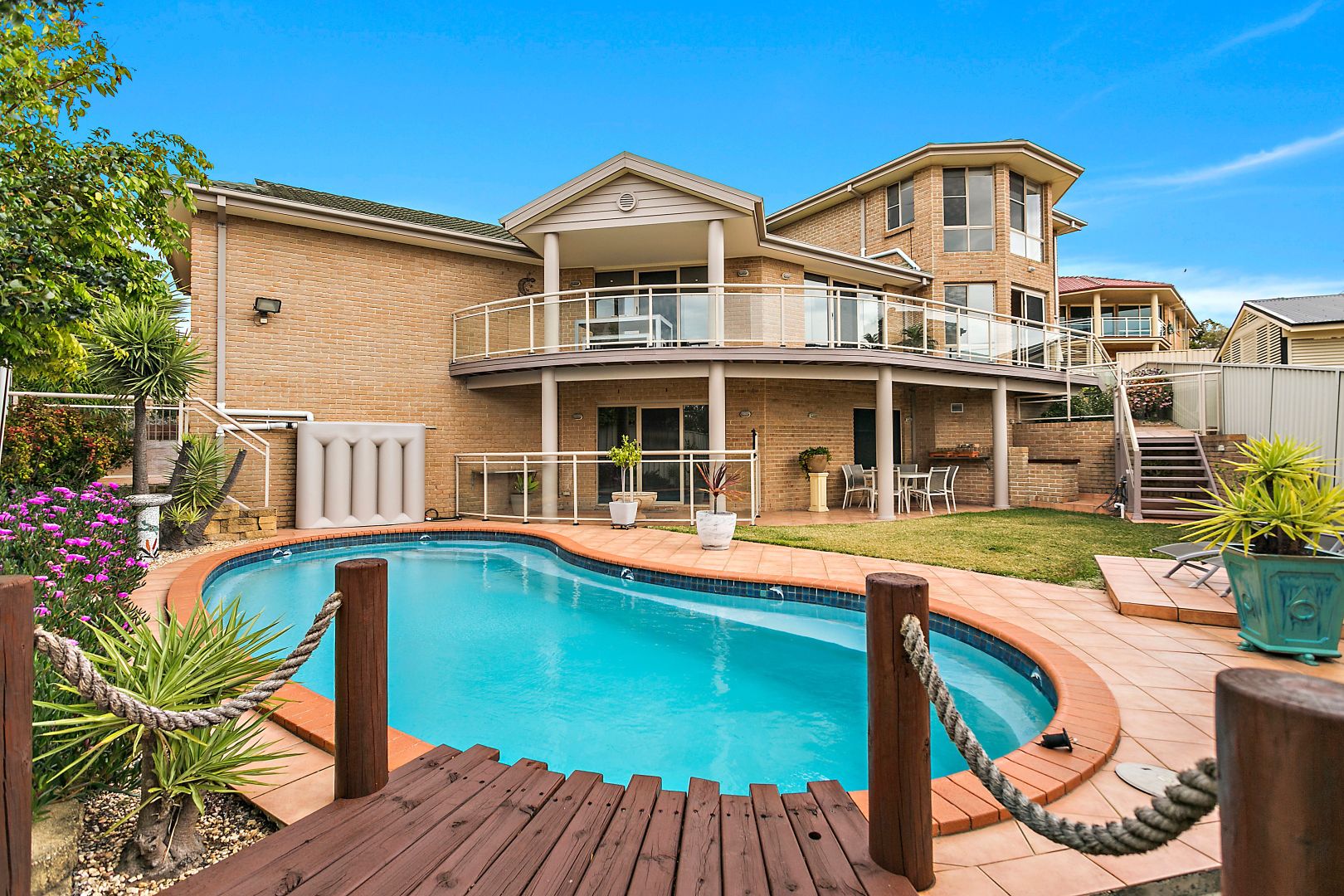 27 Dampier Crescent, Shell Cove NSW 2529