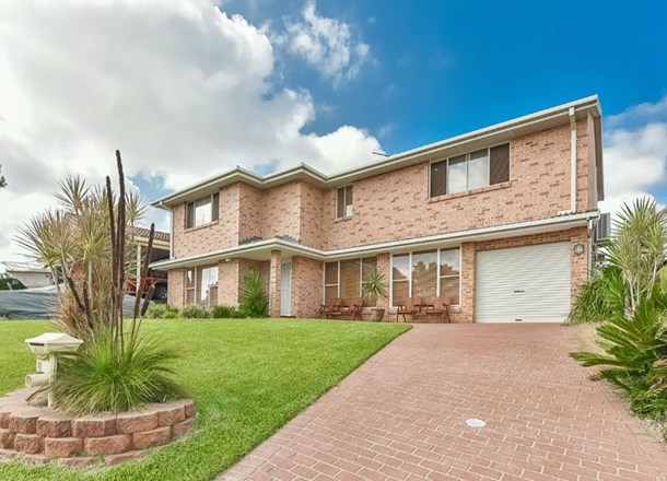 8 Diamontina Avenue, Kearns NSW 2558