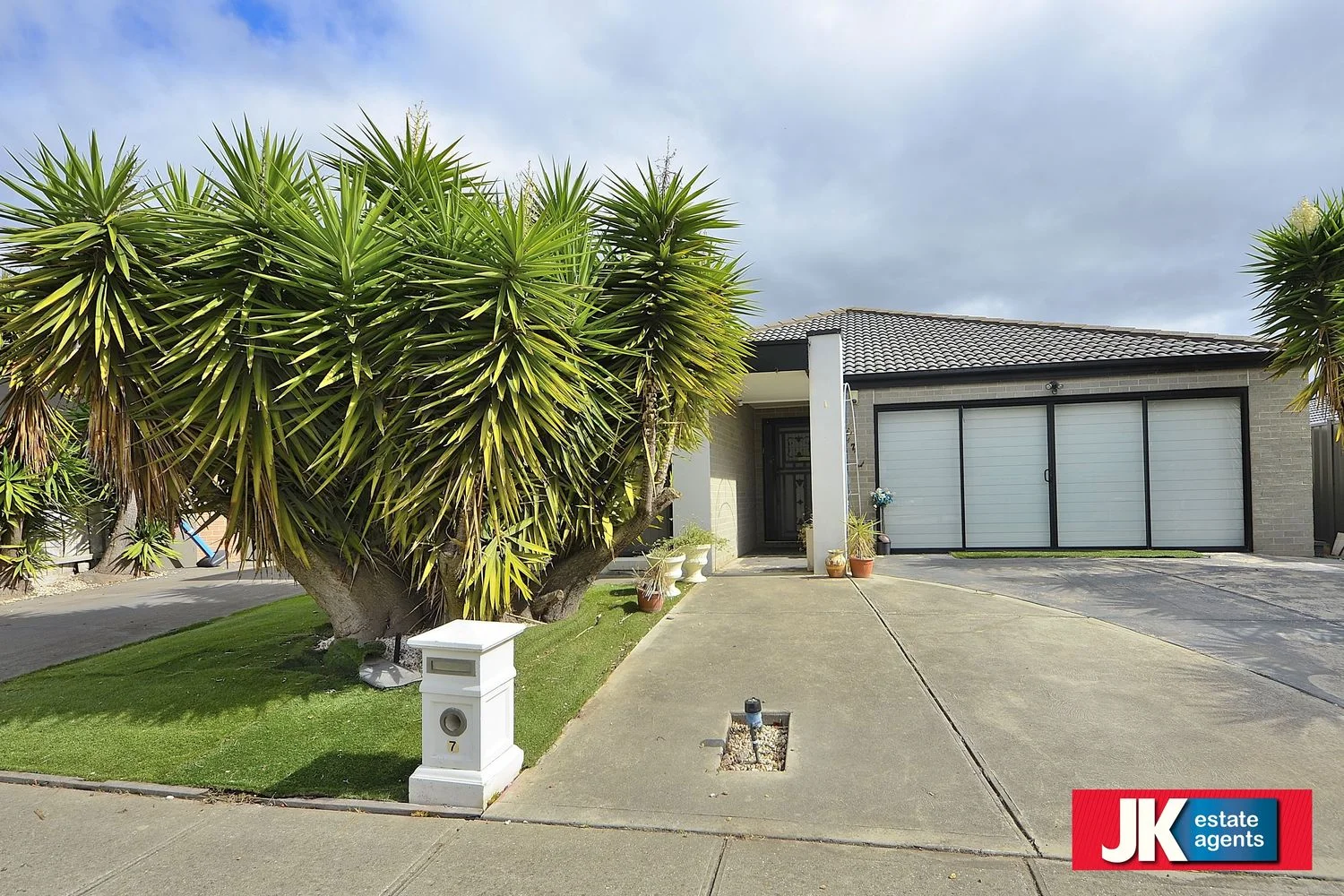7 Hydrangea Drive, Point Cook VIC 3030