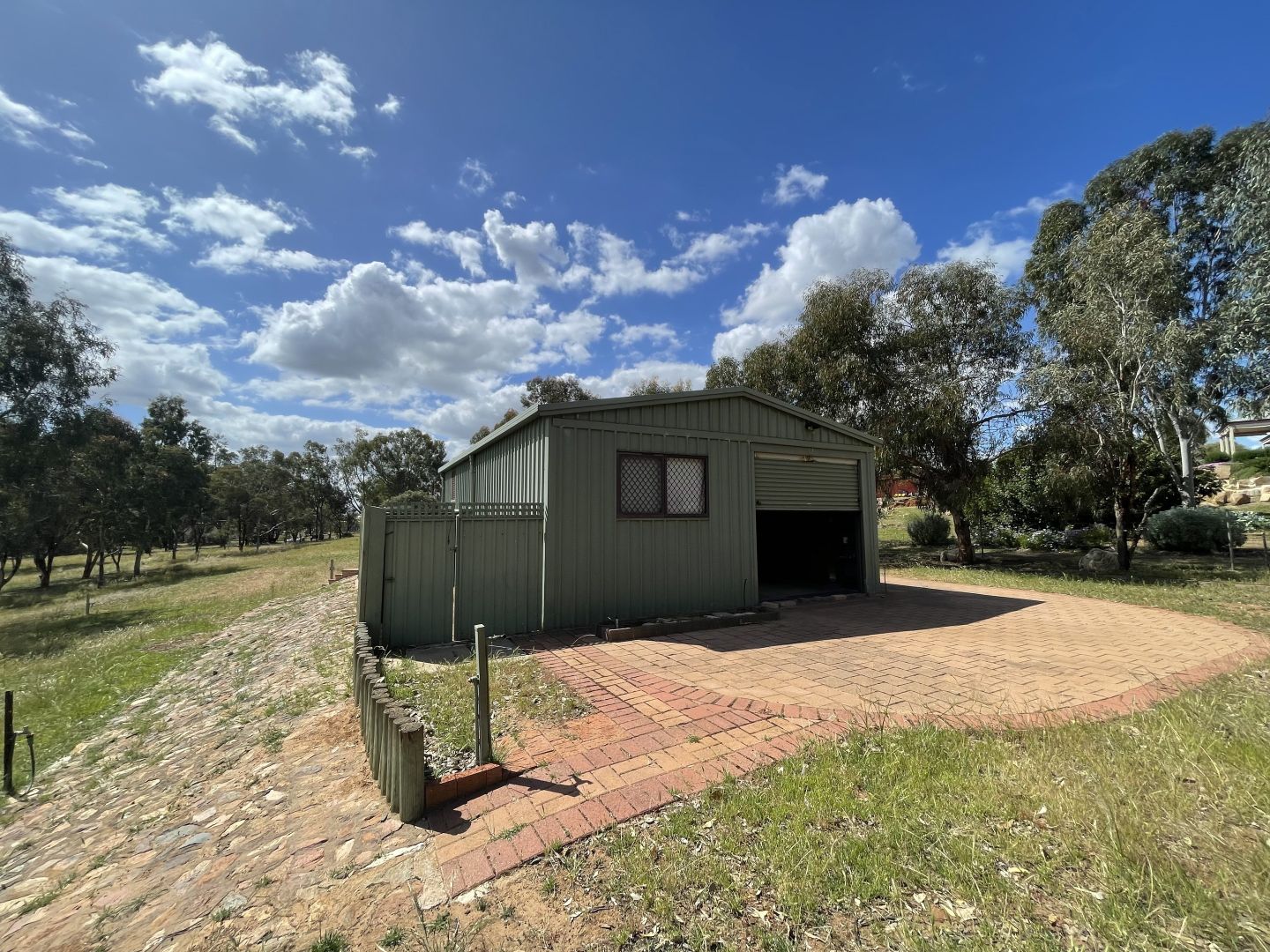 Sold 19 Woodley Farm Dr, Northam WA 6401 on 21 Oct 2022 2014990276