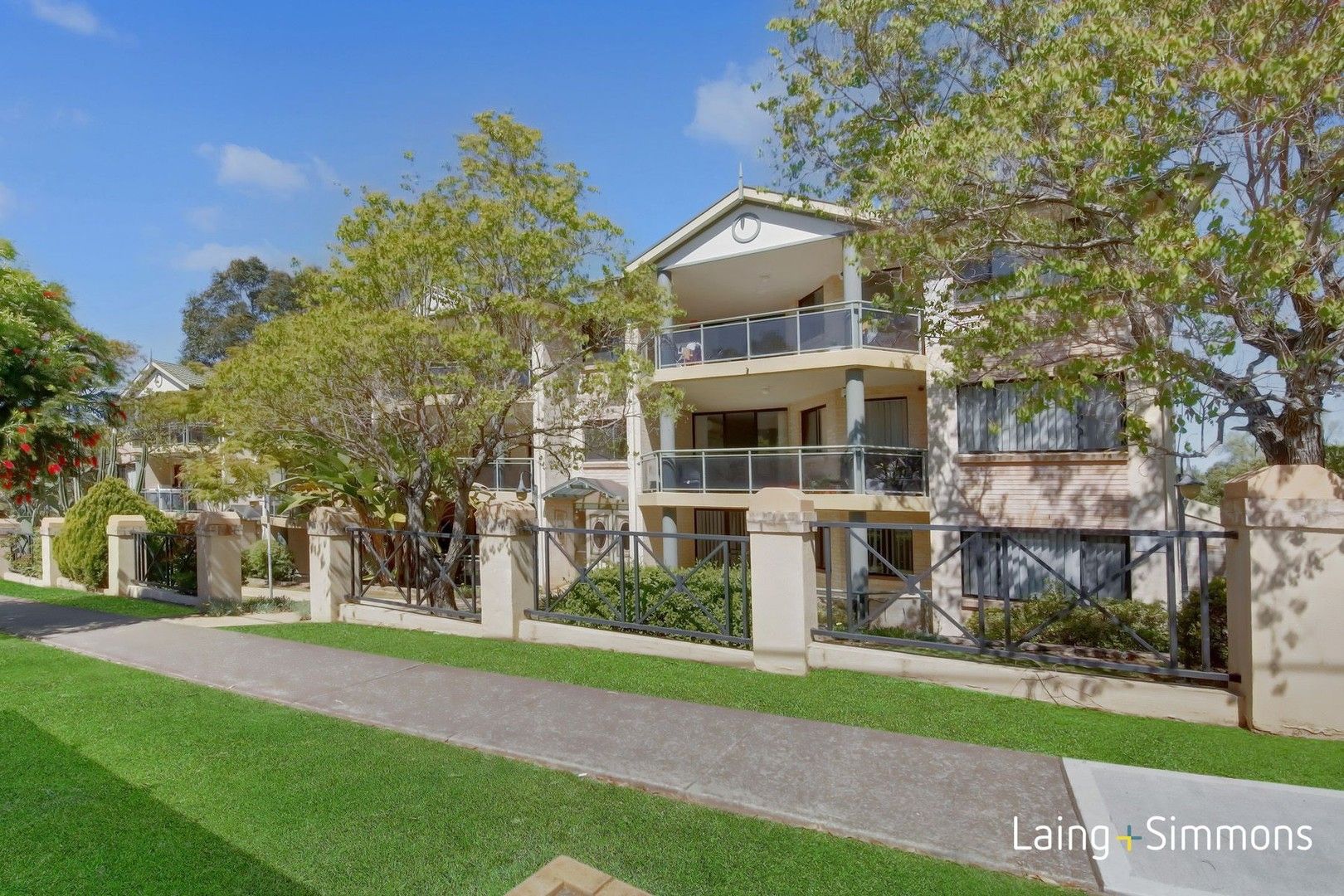 2 bedrooms Apartment / Unit / Flat in 13/3-5 Marsden Street PARRAMATTA NSW, 2150
